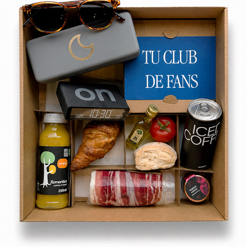 Desayuno a domicilio "Club de Fans" con gafas y despertador" 😎 ⏰